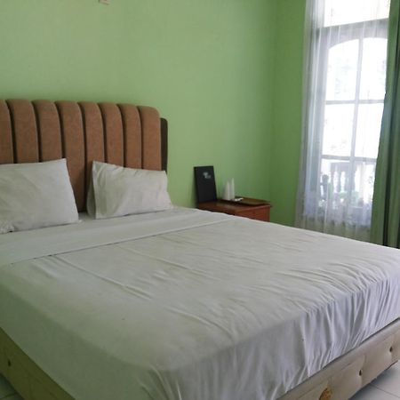 Pasir Putih Resort Бенгкулу Екстериор снимка