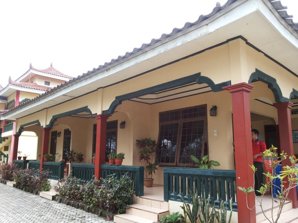 Pasir Putih Resort Бенгкулу Екстериор снимка